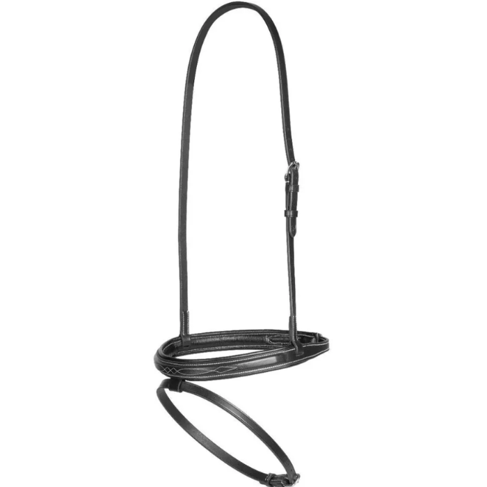 Shires Salisbury Bodenham Noseband Variant Colour Black.
Black leather horse nose band with flash strap on white background.