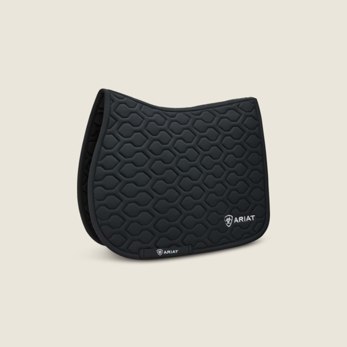 Ariat Evolve Saddle Pad Varient Black. Black saddle pad with white 'Ariat' detailing on a beige background.