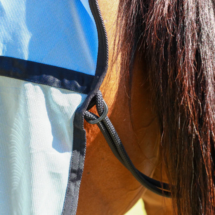 Equilibrium Quick Chill Cool Rug With Detachable Neck in Light Blue