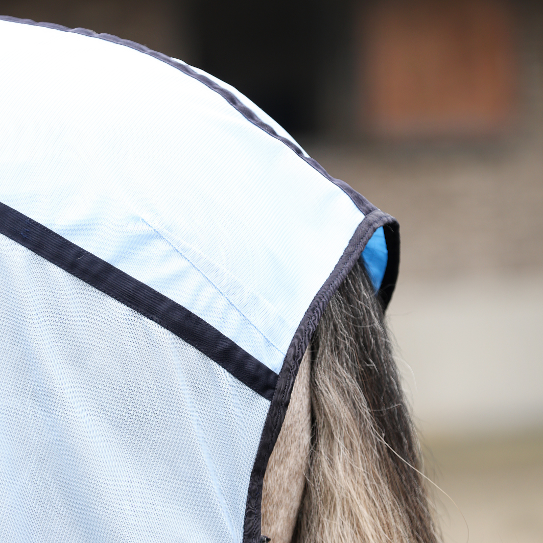 Equilibrium Quick Chill Cool Rug in Light Blue