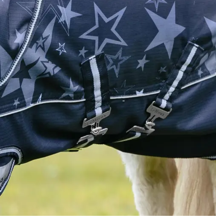 LeMieux Arika Star 0g Turnout Rug in Navy