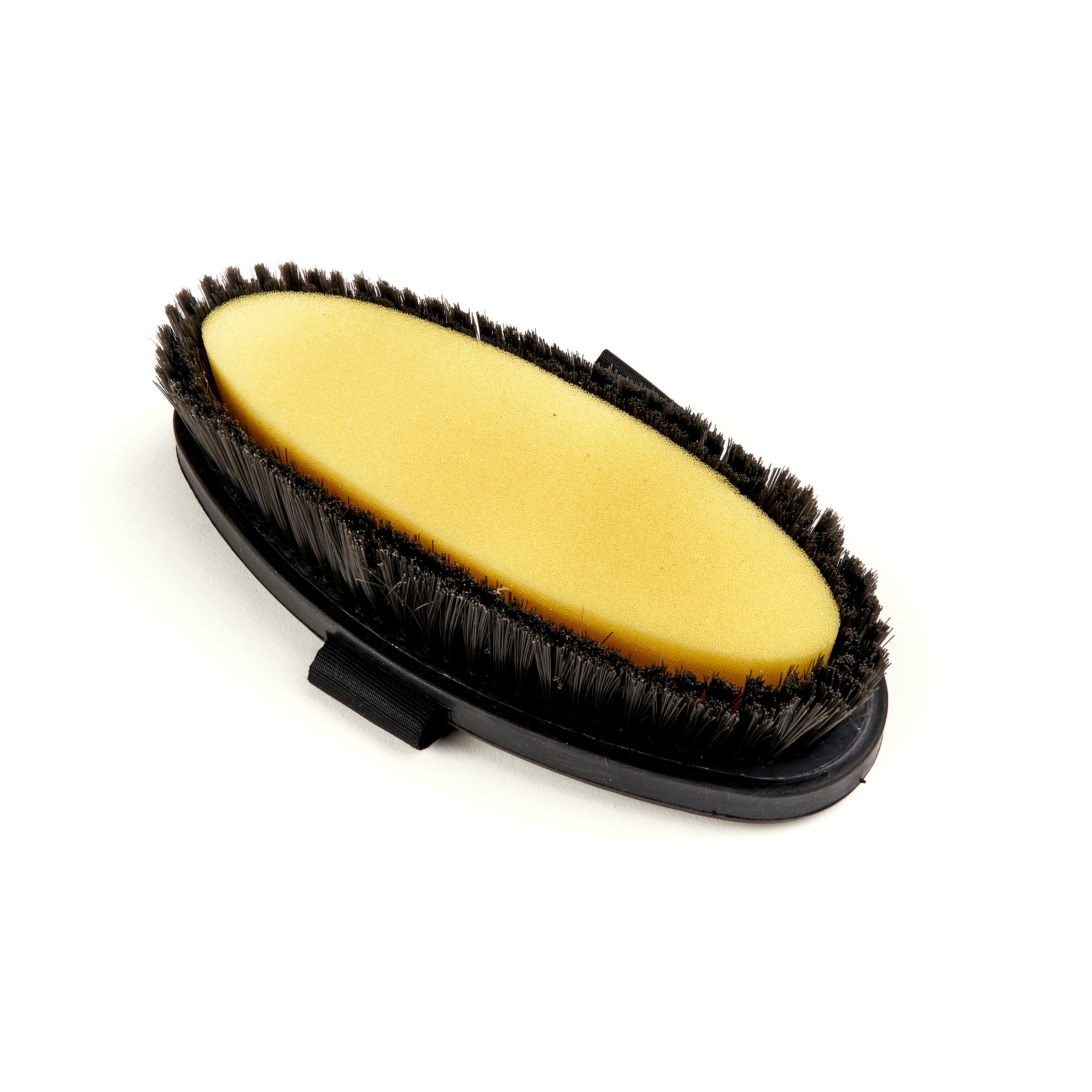 Shires Ezi-Groom Grip Body Wash Brush