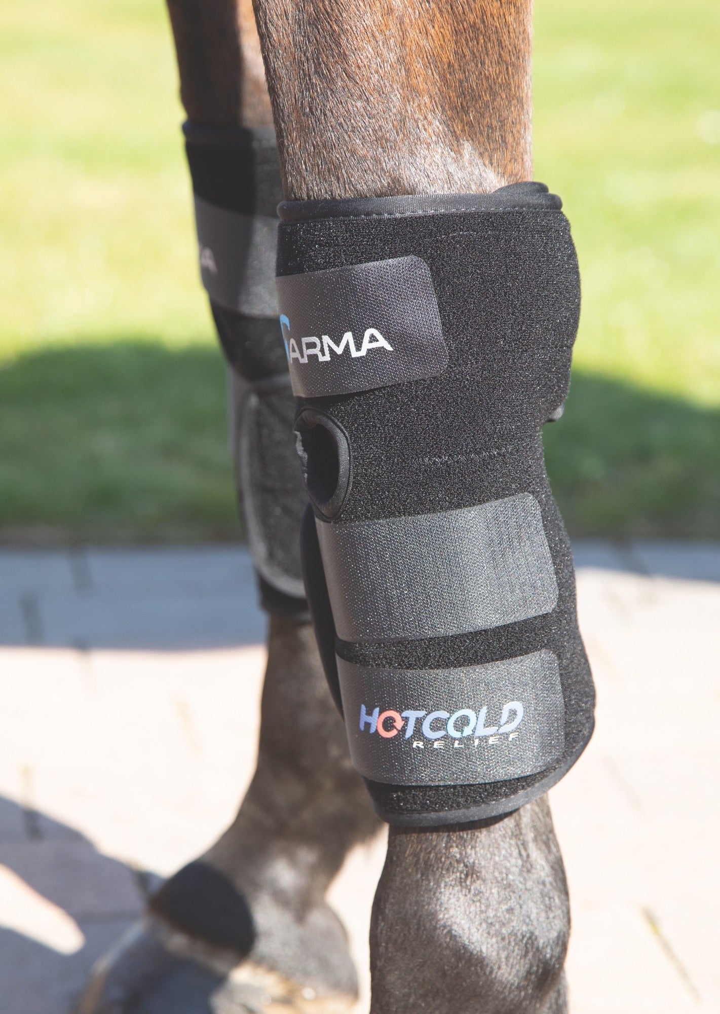 Shires ARMA Hot/Cold Joint Relief Boots