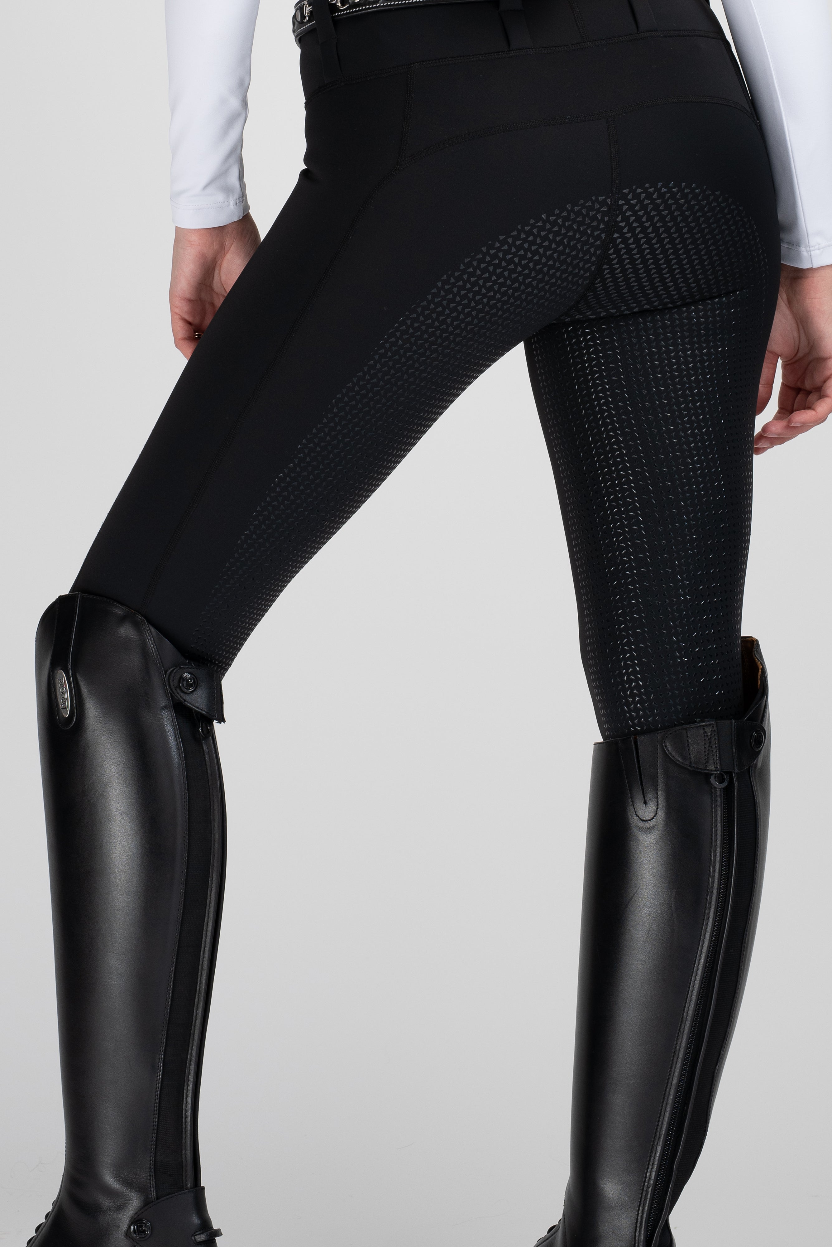 Mochara Ladies Pull On Breeches-Jodhpurs & Breeches-Eland Lodge
