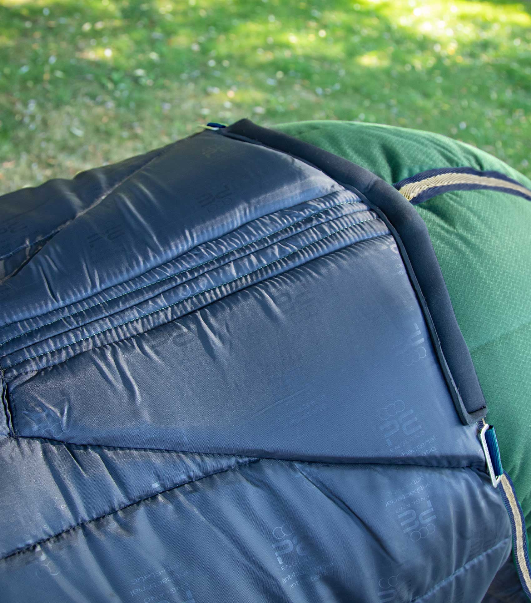 Premier Equine Lucanta 200g Stable Rug-Stable Rugs-Eland Lodge