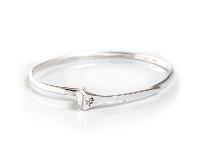 Hiho Silver Farrier Nail Bangle