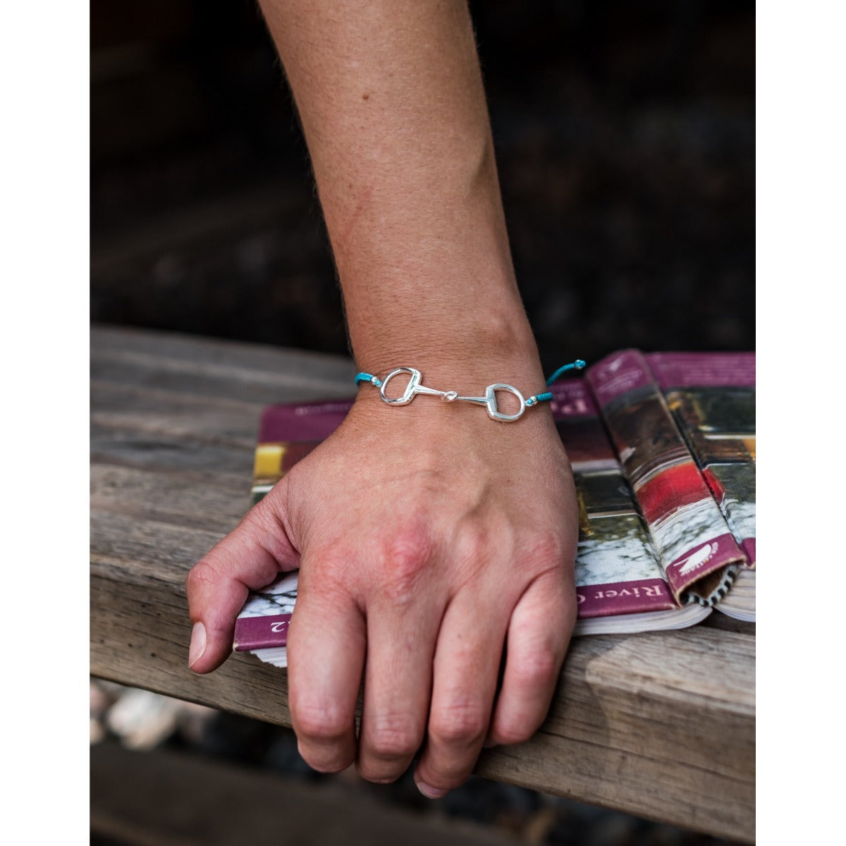 Hiho Silver Snaffle Friendship Bracelet